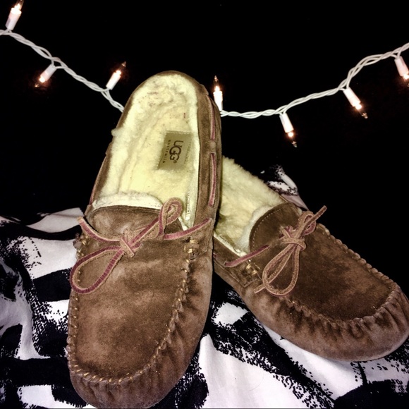 UGG Shoes - Women’s UGG Moccasins Size 7